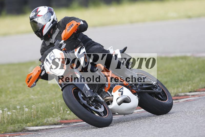 Archiv-2025/09 22.04.2025 Cornu Master School ADR/gruen-vert/16